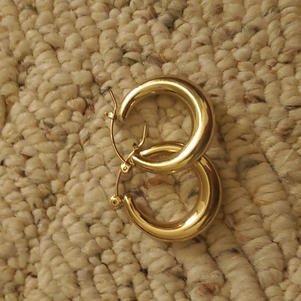 large gold hoops thick
